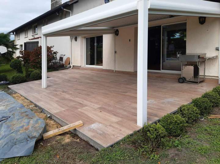 Pose revêtement de sol extérieur près de Dax