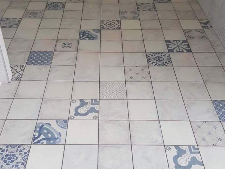 Carreleur près de Dax