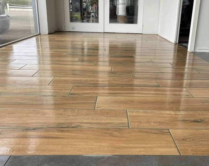 Pose de carrelage tous formats pour un intérieur unique