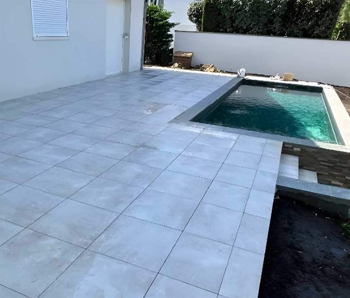 Carrelage terrasse piscine près de Dax